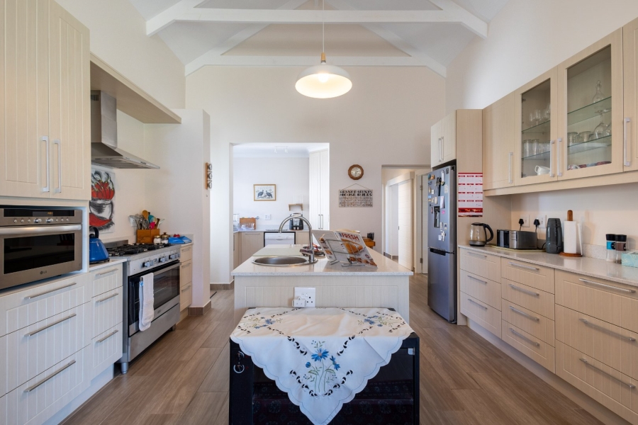 2 Bedroom Property for Sale in Keurboomstrand Western Cape